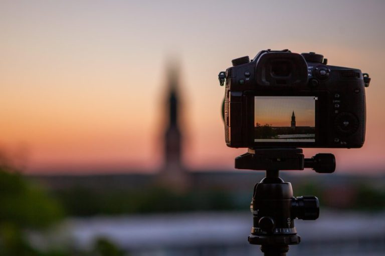 Beroemdheden Videofy videoproductie studio in Boechout Antwerpen met professionele apparatuur voor het maken van productvideo's en bedrijf